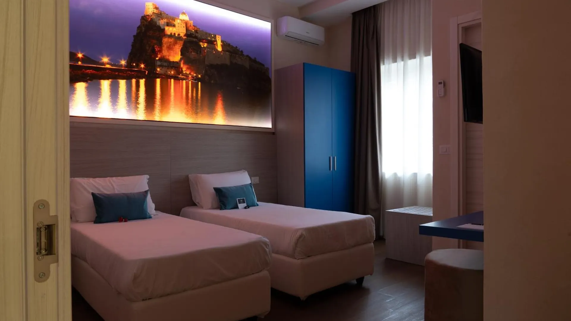 The Sun Hotel Boutique Napoli