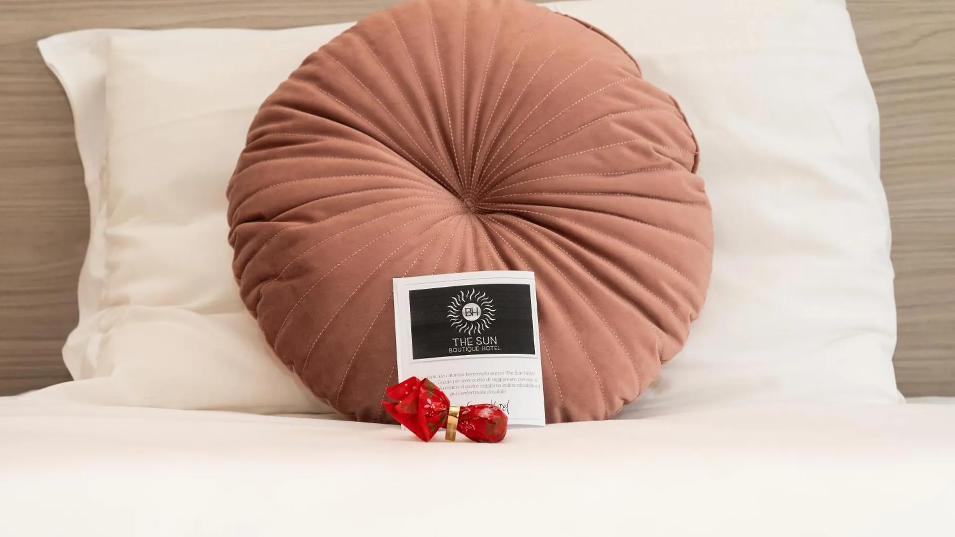 The Sun Hotel Boutique Napoli